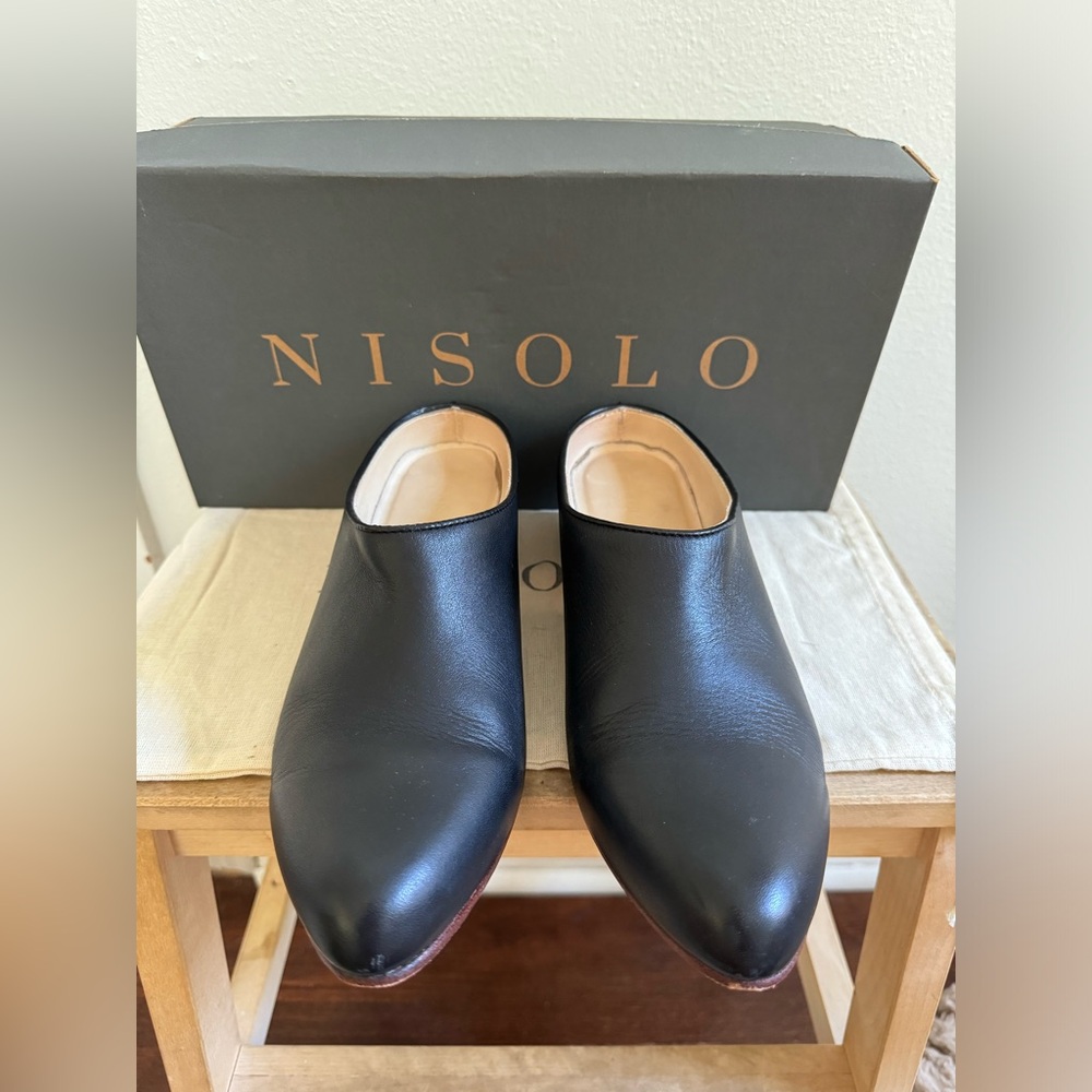 Nisolo Sofia Black Mules Slides